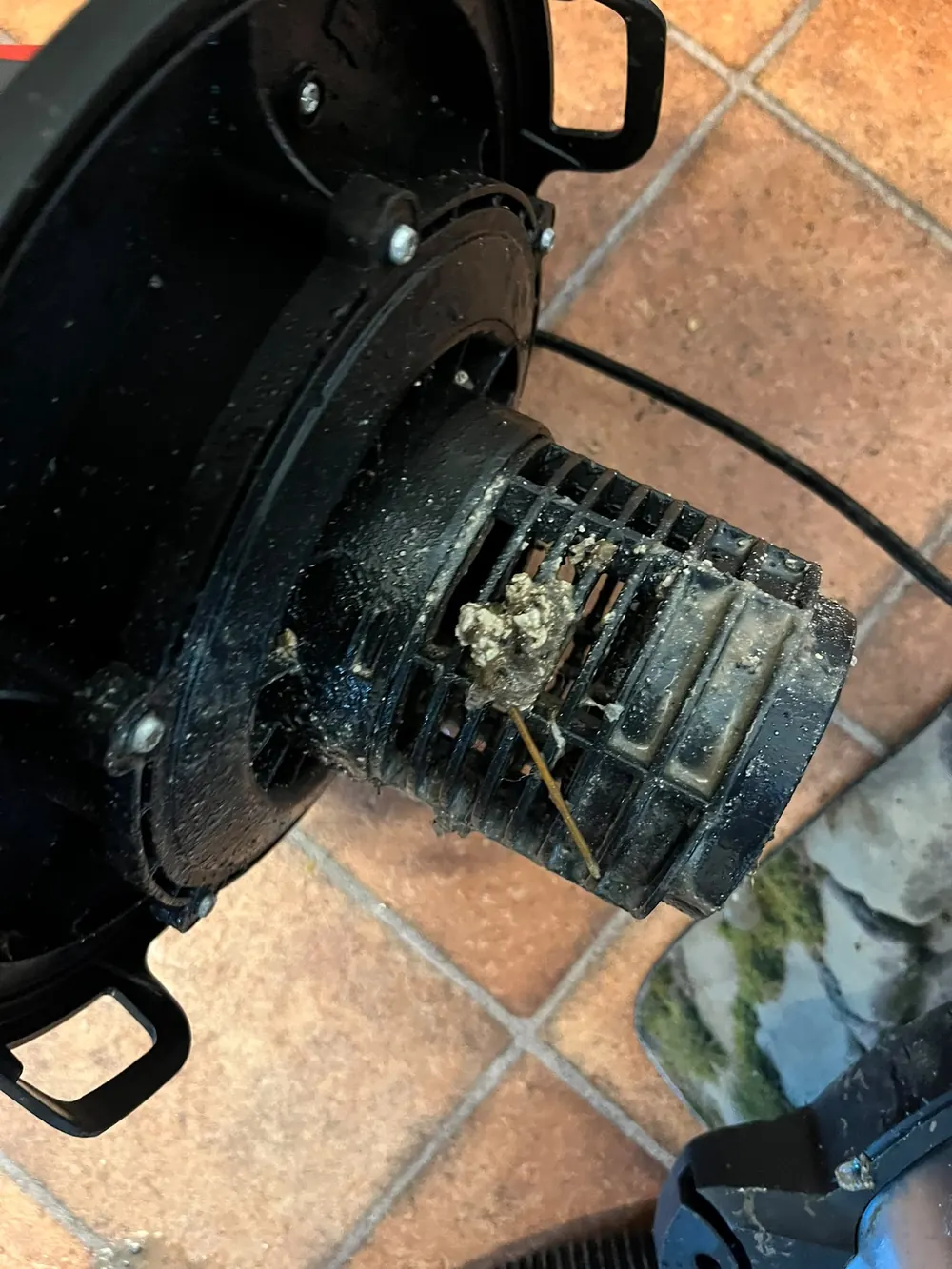 Drain machine attachment after clearing a blockage